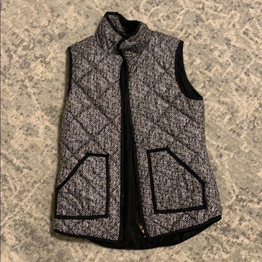 Black and white vest